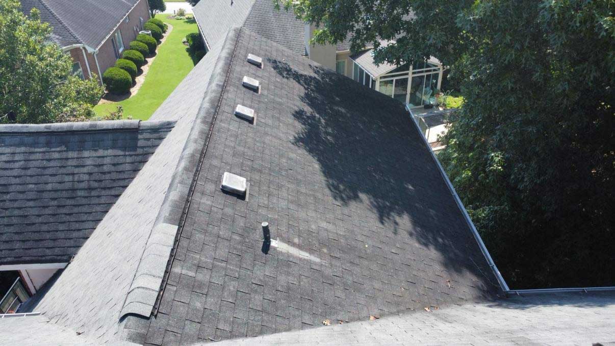 Assessing and Repairing Storm-Damaged Roofs: The Technical Process