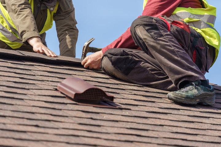 Signs Your Roof Needs Professional Repair | Best Roofing and Siding Company in Roswell, GA | Gibbs Roofing in Roswell, GA